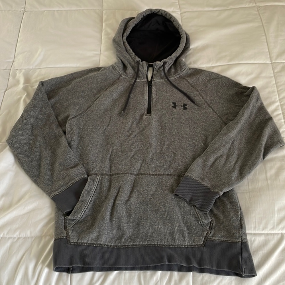 Under Armour Sweatshirt